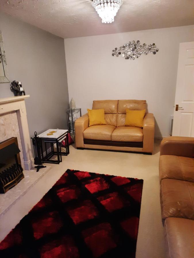 Redmire - 2 Bed 1St Floor Flat Overlooking Green Apartment Darlington  Exterior foto